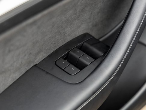 Used 2022 Tesla Model 3 Long Range image 16