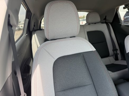 Used 2020 Chevrolet Bolt LT image 46