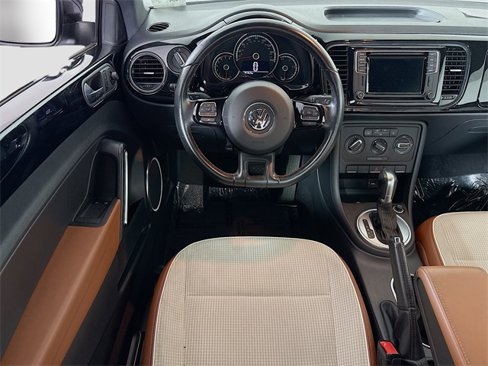 Used 2016 Volkswagen Beetle 1.8T Classic image 19