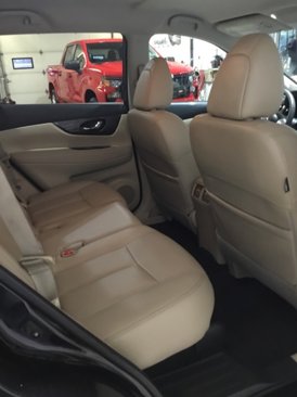 Used 2016 Nissan Rogue SL image 43