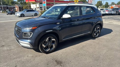 Used 2020 Hyundai Venue image 6