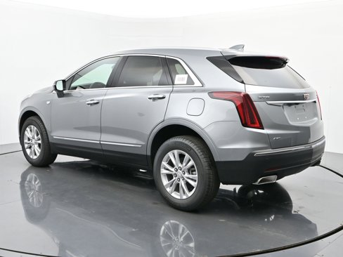 New 2025 Cadillac XT5 Luxury image 3