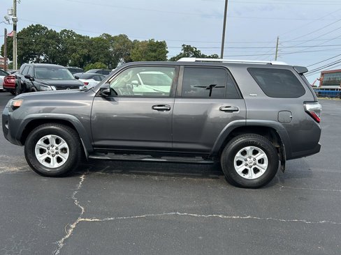 Used 2014 Toyota 4Runner SR5 Premium image 3