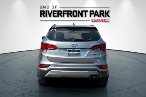 Used 2018 Hyundai Santa Fe Sport w/ Cargo Package image 4