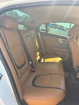 Used 2015 Jaguar XF Portfolio image 16