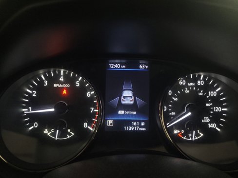 Used 2021 Nissan Rogue Sport S image 23