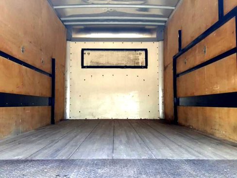 Used 2018 Chevrolet Express 3500 image 10