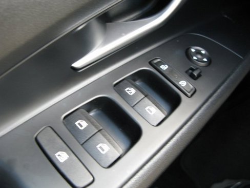 Used 2022 Hyundai Elantra SEL w/ Convenience + Premium Package image 15