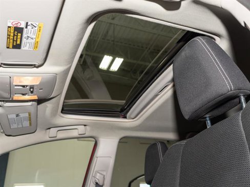 Used 2018 Toyota RAV4 XLE image 16