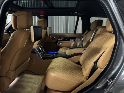 Used 2020 Land Rover Range Rover SV Autobiography Dynamic image 31