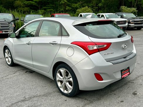 Used 2015 Hyundai Elantra GT w/ Option Group 02 image 6