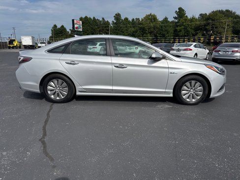 Used 2016 Hyundai Sonata SE image 6
