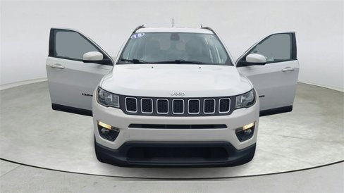 Used 2018 Jeep Compass Latitude w/ Popular Equipment Group image 9