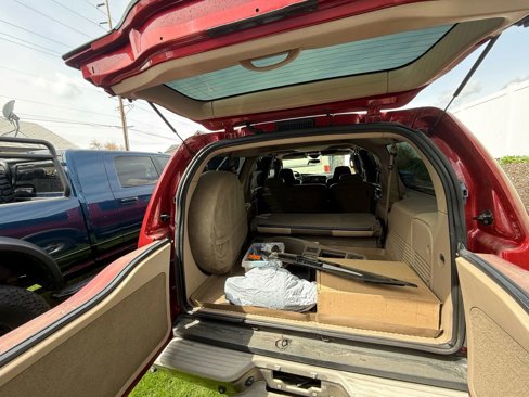 Used 2004 Ford Excursion Eddie Bauer image 20
