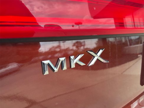 Used 2016 Lincoln MKX Reserve w/ Climate Package image 10