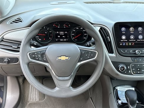 Used 2023 Chevrolet Malibu LT image 13