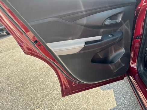 Certified 2024 Buick Envista Avenir image 21