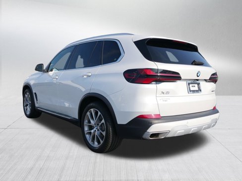 Used 2024 BMW X5 sDrive40i image 5