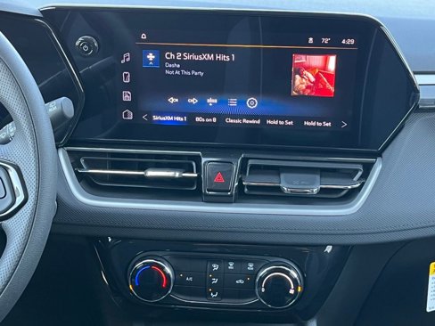 New 2025 Chevrolet TrailBlazer LT w/ LPO, Blackout Package image 28