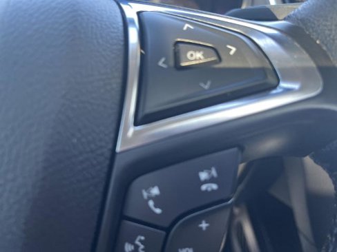 Certified 2022 Ford Edge Titanium w/ Equipment Group 301A image 5