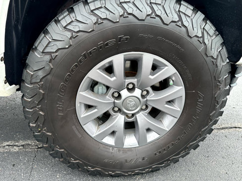 Used 2019 Toyota Tacoma SR5 image 17