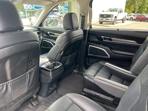 Used 2020 Kia Telluride EX w/ EX Premium Package image 16