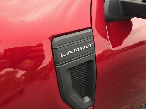 New 2025 Ford Maverick Lariat w/ 4K Tow Package image 9