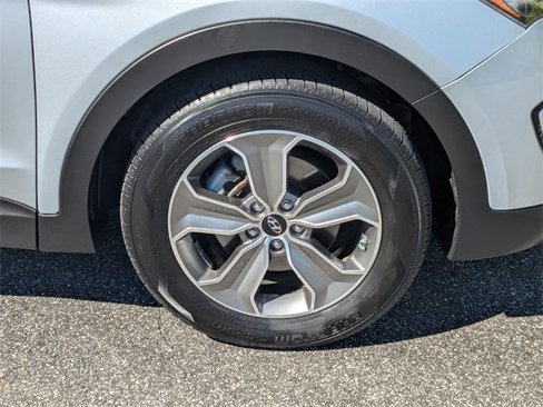 Used 2013 Hyundai Santa Fe GLS w/ Popular Equipment Pkg image 10