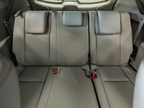 Used 2016 Toyota Highlander Limited image 29