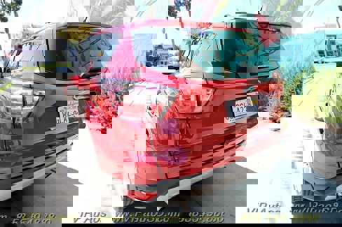 Used 2018 Ford Escape Titanium image 39