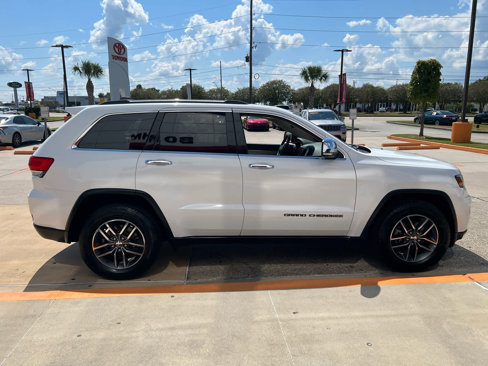 Used 2017 Jeep Grand Cherokee Limited w/ Luxury Group II image 5