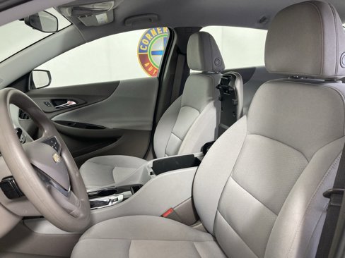 Used 2022 Chevrolet Malibu LT image 9