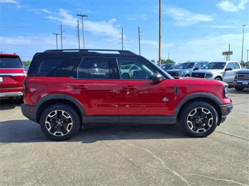 Used 2021 Ford Bronco Sport Outer Banks w/ Outer Banks Package (96D) image 30
