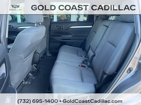 Used 2019 Toyota Highlander LE image 13