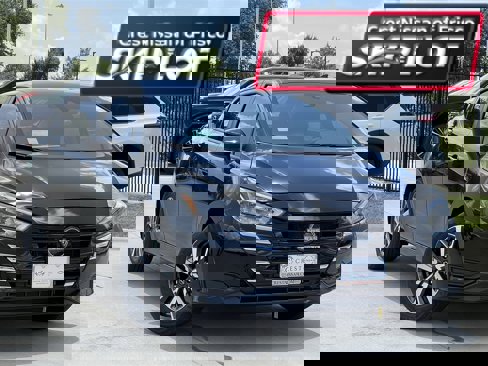 New 2025 Nissan Versa SV w/ Trunk Package image 1