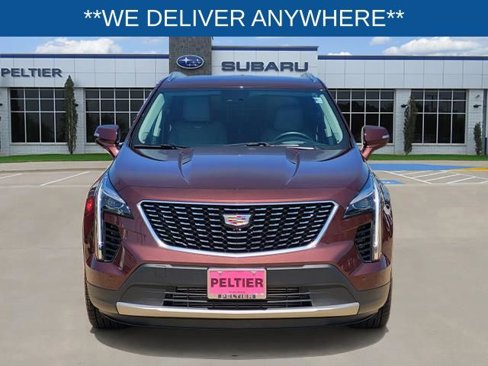 Used 2022 Cadillac XT4 Premium Luxury w/ Technology Package image 2