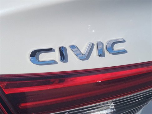 Used 2022 Honda Civic Sport image 6