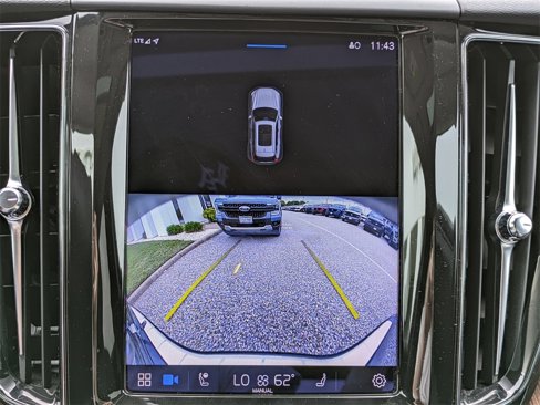 Certified 2023 Volvo XC60 B5 Plus w/ Climate Package image 21