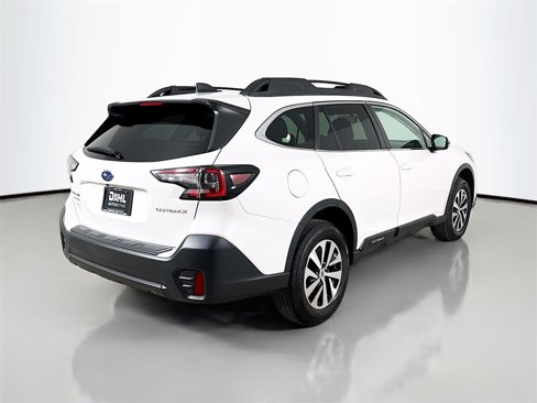 Used 2022 Subaru Outback Premium image 7