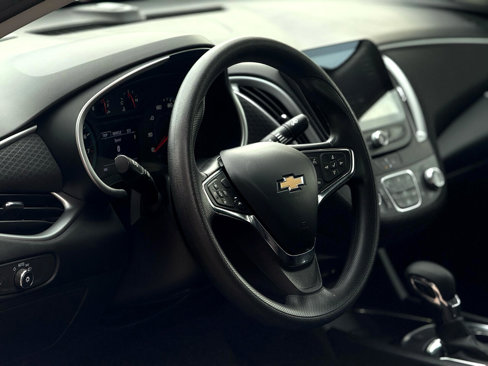 Used 2024 Chevrolet Malibu LT image 9