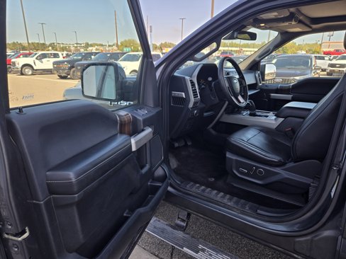 Used 2016 Ford F150 Lariat w/ Equipment Group 502A Luxury image 11