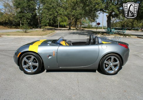 Used 2006 Pontiac Solstice Convertible w/ Premium Package image 14