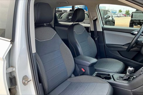 Used 2023 Volkswagen Taos SE image 8