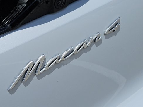 Certified 2024 Porsche Macan 4 Electric image 12