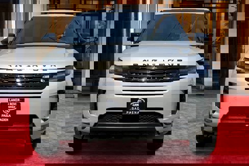 New 2026 Land Rover Range Rover Evoque S image 2