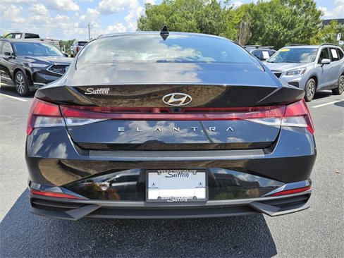Used 2021 Hyundai Elantra SEL image 10