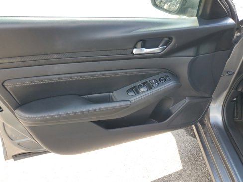 Used 2020 Nissan Altima 2.5 S image 8