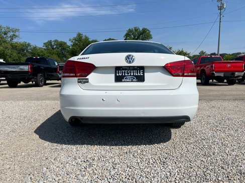 Used 2013 Volkswagen Passat Wolfsburg Edition image 7