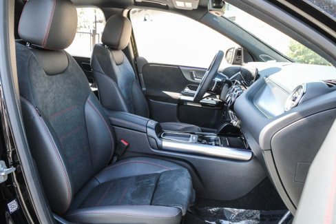 Certified 2025 Mercedes-Benz GLA 250 4MATIC image 18