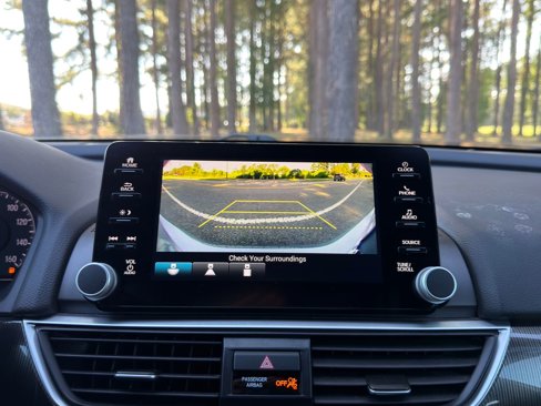 Used 2019 Honda Accord Sport image 4